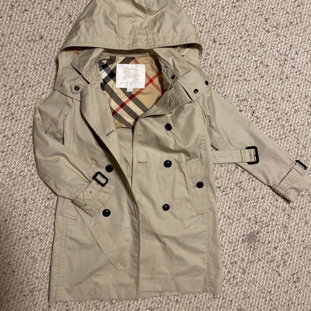 ❌SOLD❌💯Authentic Burberry Children Trench coat